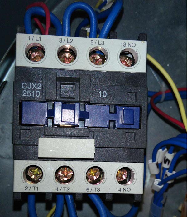 22kW的西安西瑪電機的交流接觸器有多大？